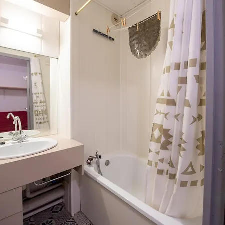 Douille Apartment *